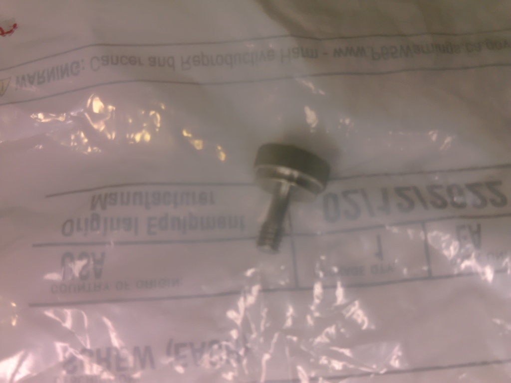 Screw (each) - Manitowoc