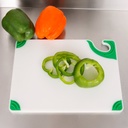 Tabla de corte de 9" x 12" blanca Saf-T-Grip con esquinas de color verde - San Jamar