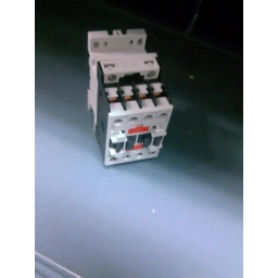[066795-33] Relay 3 pole - Taylor Freezer